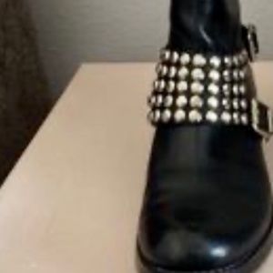 BCBG Women Boots
